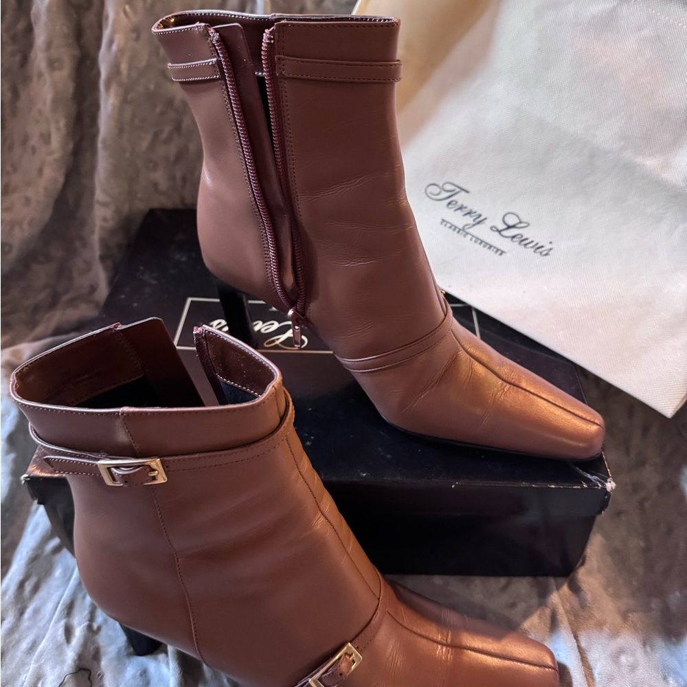 Terry Lewis Classic Luxuries Tan Ankle Booties